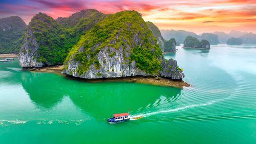 Menjelajahi Keindahan Vietnam: Panduan Lengkap untuk Wisatawan